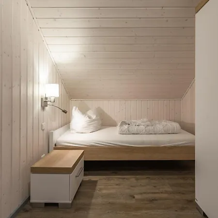 Seeschwalbe Classic 322 * Mirow